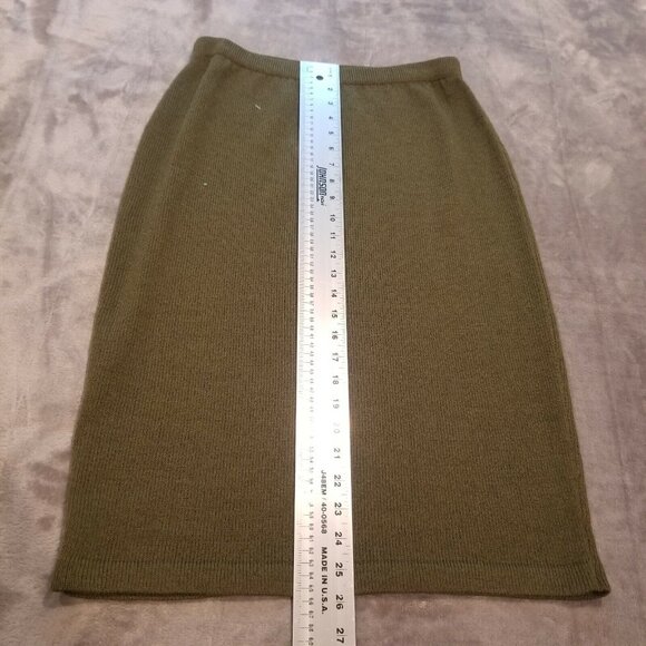 Rich and Levy Womens Medium Pull On Style Knitted Pencil Skirt Green Made in USA - Picture 3 of 4